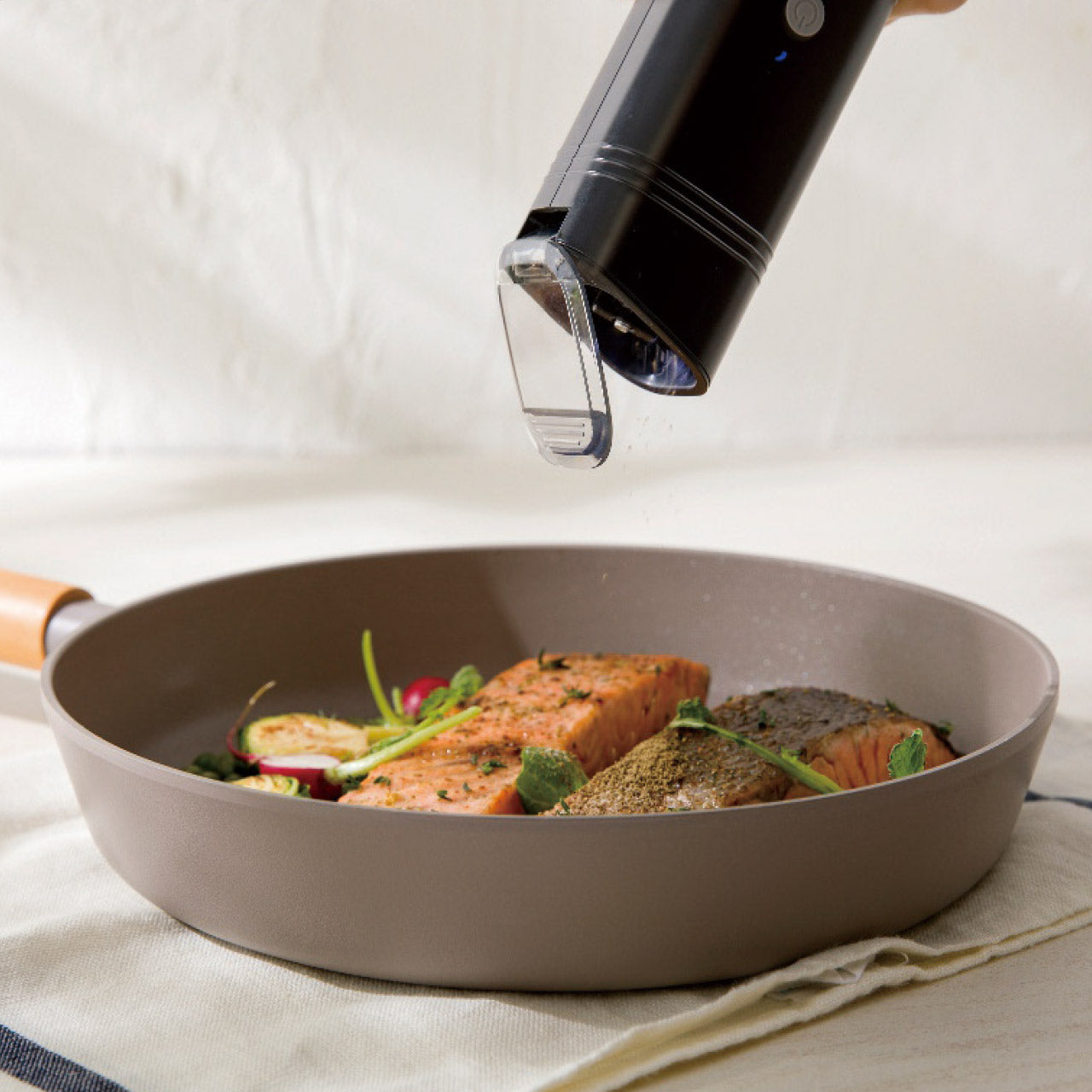 KUKUNA(ククナ) / 電動式ソルト&ペッパーミル