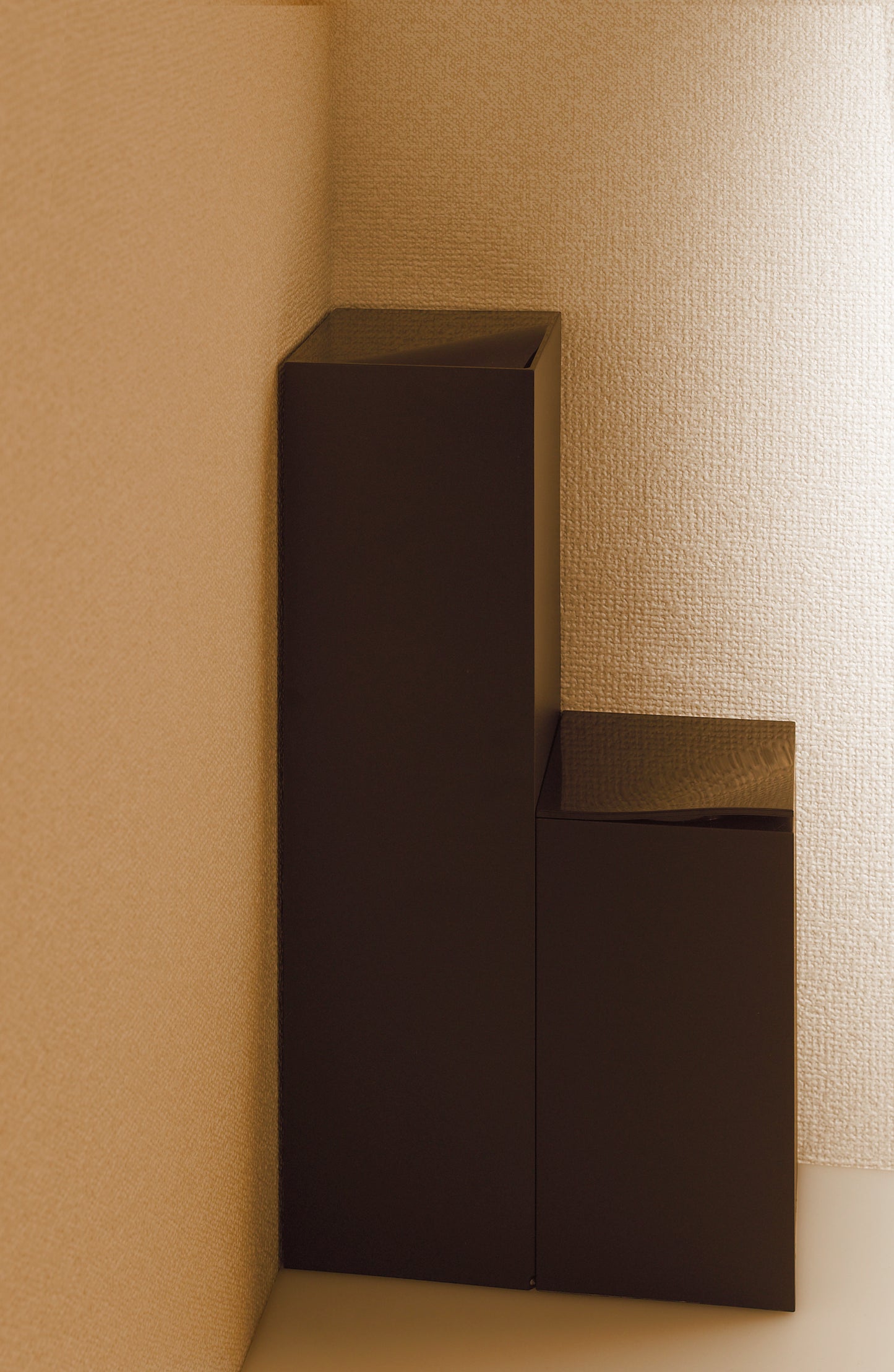 岩谷マテリアル/コーナーポット RETTO レットー トイレポット ゴミ箱