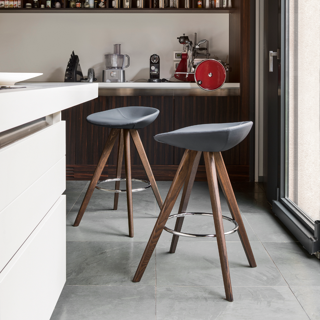 36回分割金利無料/正規代理店】calligaris カリガリス PALM STOOL WOOD