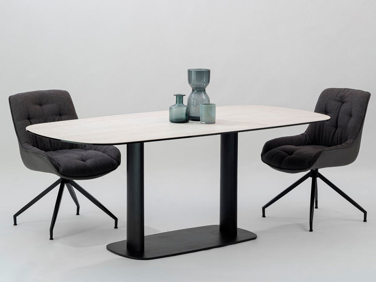 P5倍/モーダエンカーサ / OSKAR CHAIR