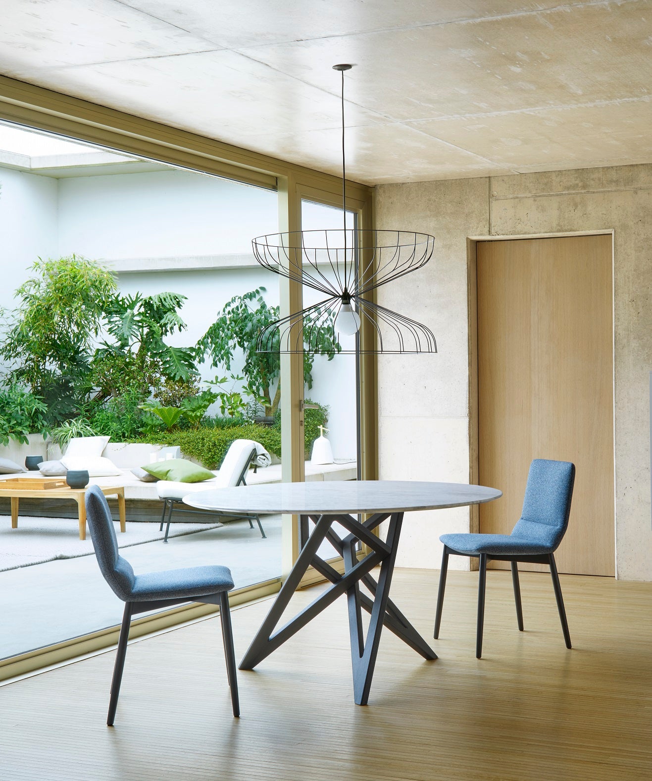 正規販売店】ligneroset｜リーン・ロゼ｜+CASA [プラスカーサ] 公式